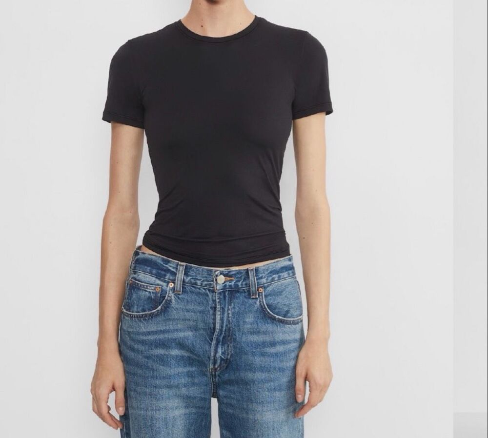 Aritzia Wilfred ReTouch emmer Crew T Shirt Black Short Sleeve Stretch Women’s S